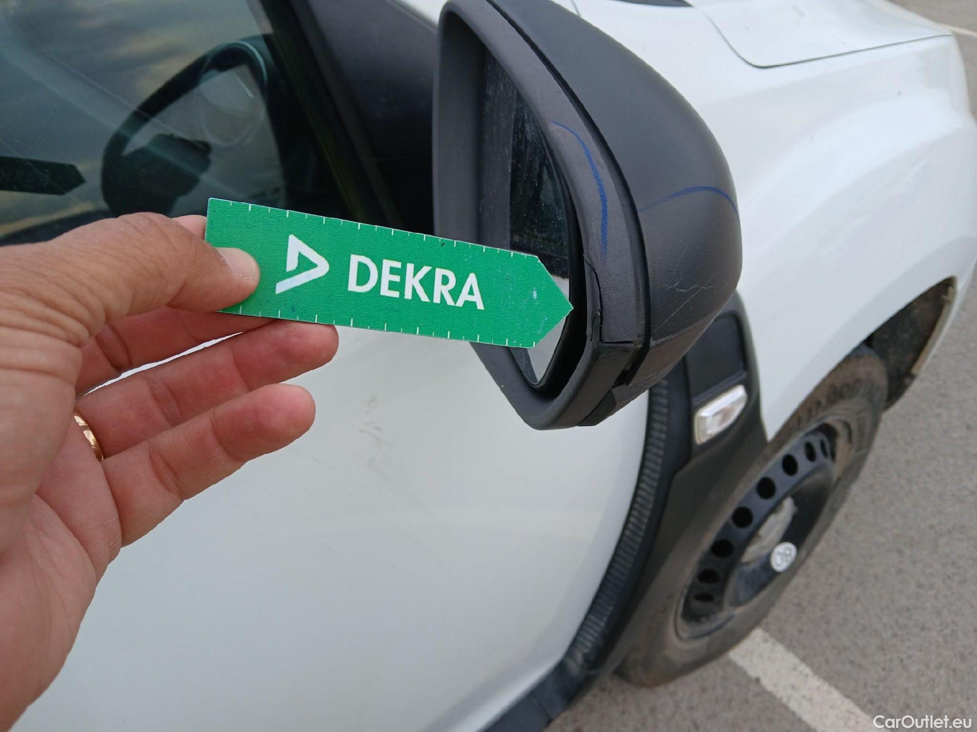  Dacia  Duster DACIA  / 2018 / 5P / todoterreno Essent. Blue dCi 85kW (115CV) 4X2 #34