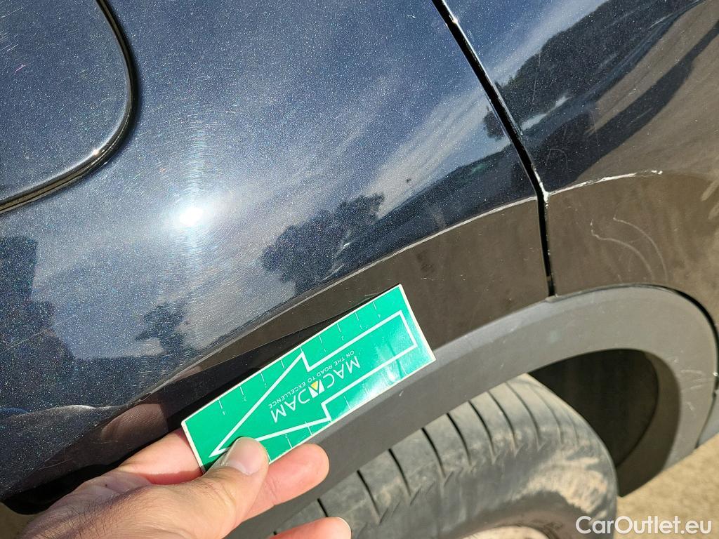  Volkswagen  Tiguan VOLKSWAGEN  / 2020 / 5P / todoterreno Life 2.0 TDI 110kW (150CV) DSG (AC2) #9