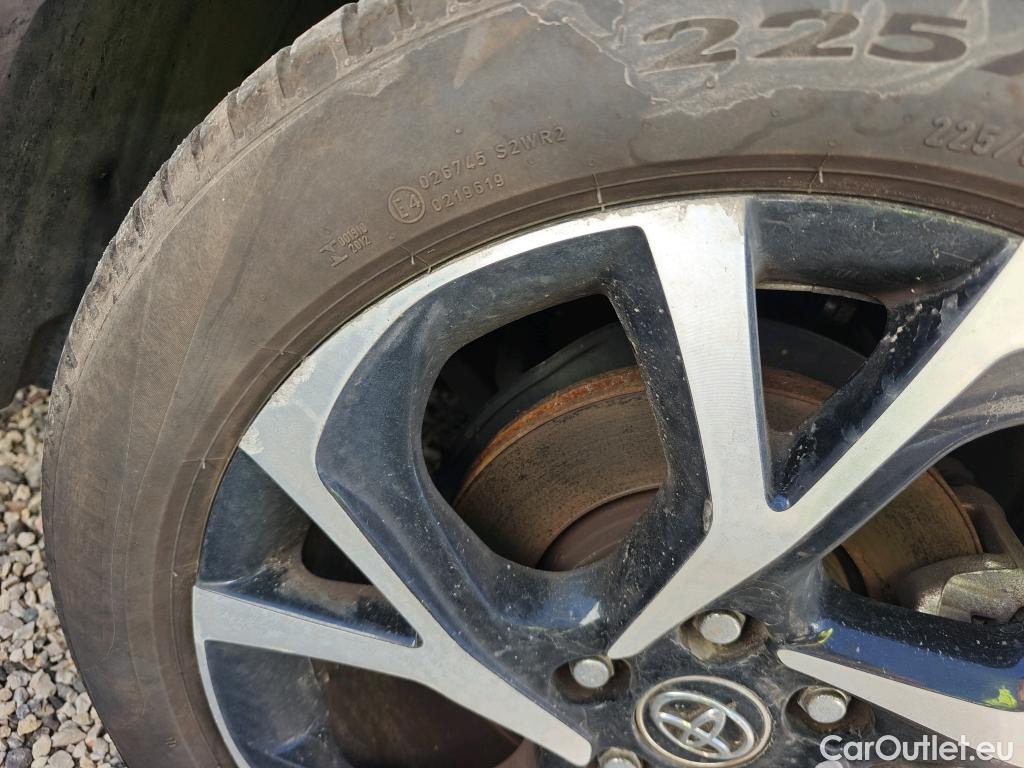  Toyota  C-HR TOYOTA  / 2016 / 5P / todoterreno 1.8 125H Advance (CX) #2