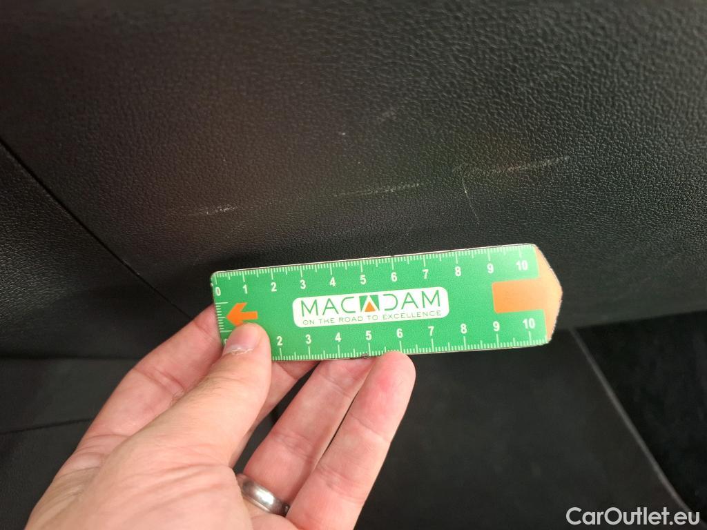  Volkswagen  Tiguan VOLKSWAGEN  / 2020 / 5P / SUV 1.4 eHybrid 245 DSG6 Elegance #10