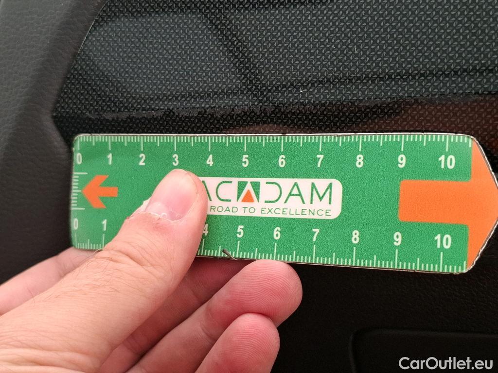  Volkswagen  Tiguan VOLKSWAGEN  / 2020 / 5P / SUV 1.4 eHybrid 245 DSG6 Elegance #5