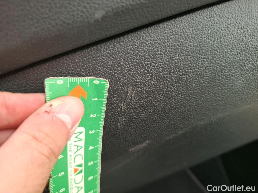  Volkswagen  Tiguan VOLKSWAGEN  / 2020 / 5P / SUV 1.4 eHybrid 245 DSG6 Elegance #11