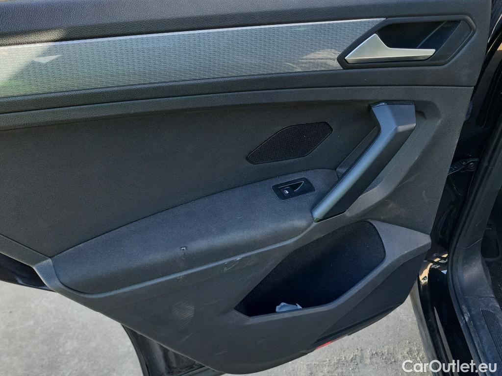  Volkswagen  Tiguan VOLKSWAGEN  / 2020 / 5P / todoterreno Life 2.0 TDI 110kW (150CV) DSG (AC2) #20