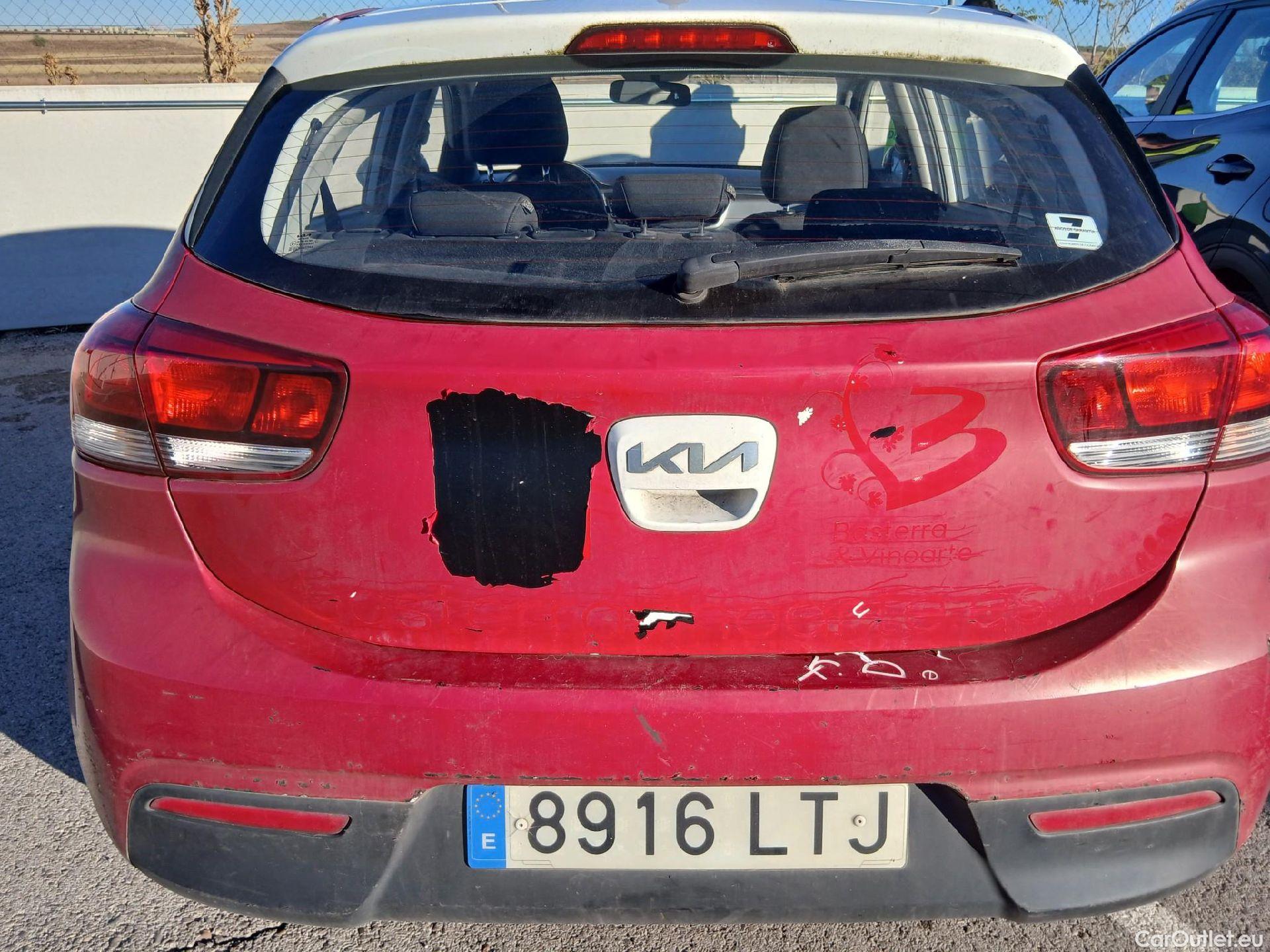  KIA  Rio KIA  / 2020 / 5P / berlina con portón 1.0 T-GDi 74kW (100CV) MHEV iMT Concept #20