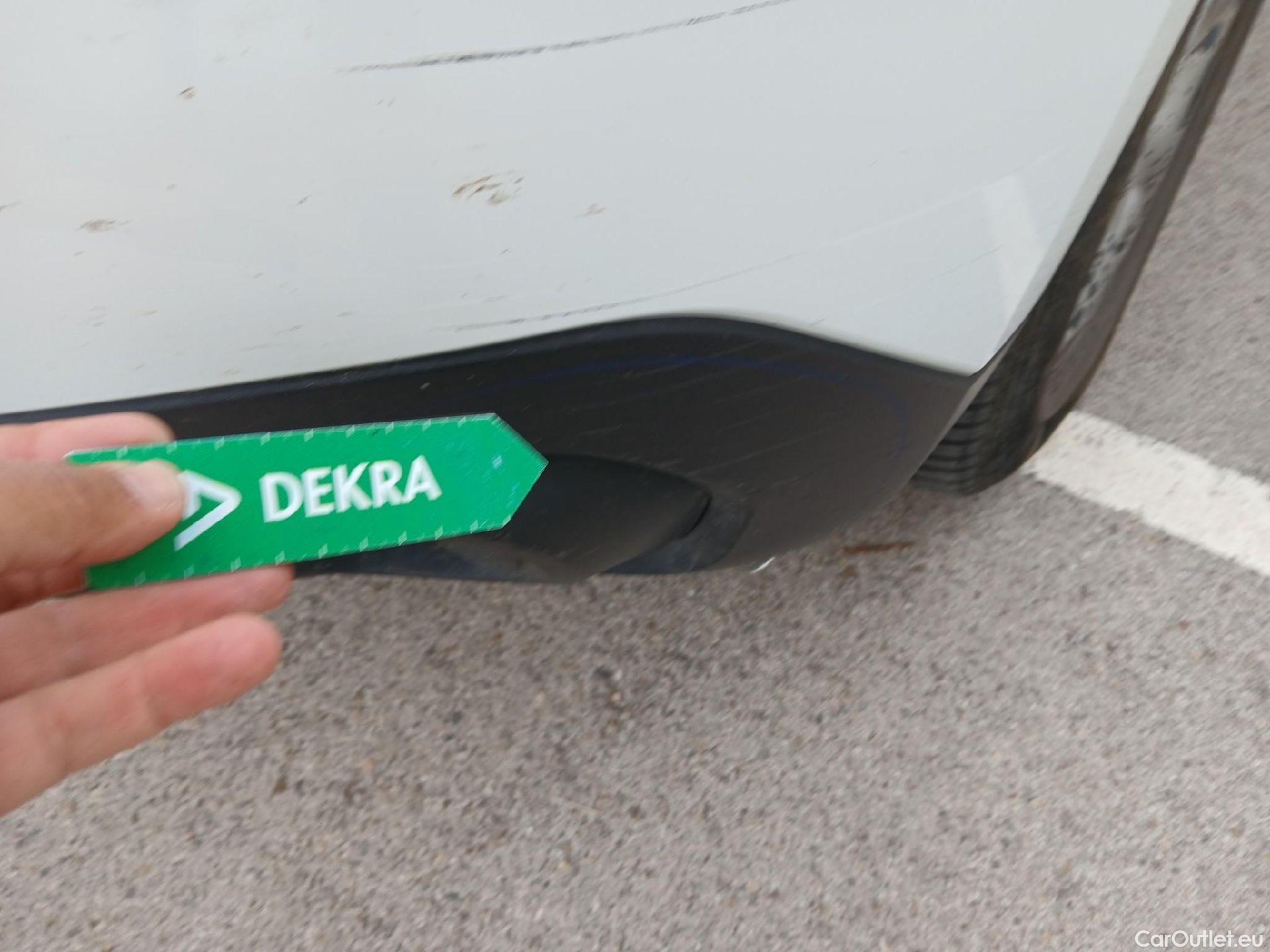  Dacia  Duster DACIA  / 2018 / 5P / todoterreno Essent. Blue dCi 85kW (115CV) 4X2 #8