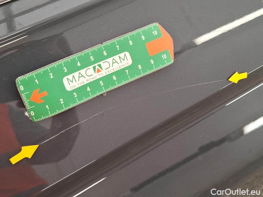  Volkswagen  Tiguan VOLKSWAGEN  / 2020 / 5P / SUV 1.4 eHybrid 245 DSG6 Elegance #3