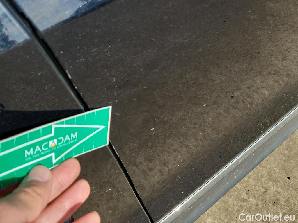  Volkswagen  Tiguan VOLKSWAGEN  / 2020 / 5P / todoterreno Life 2.0 TDI 110kW (150CV) DSG (AC2) #4