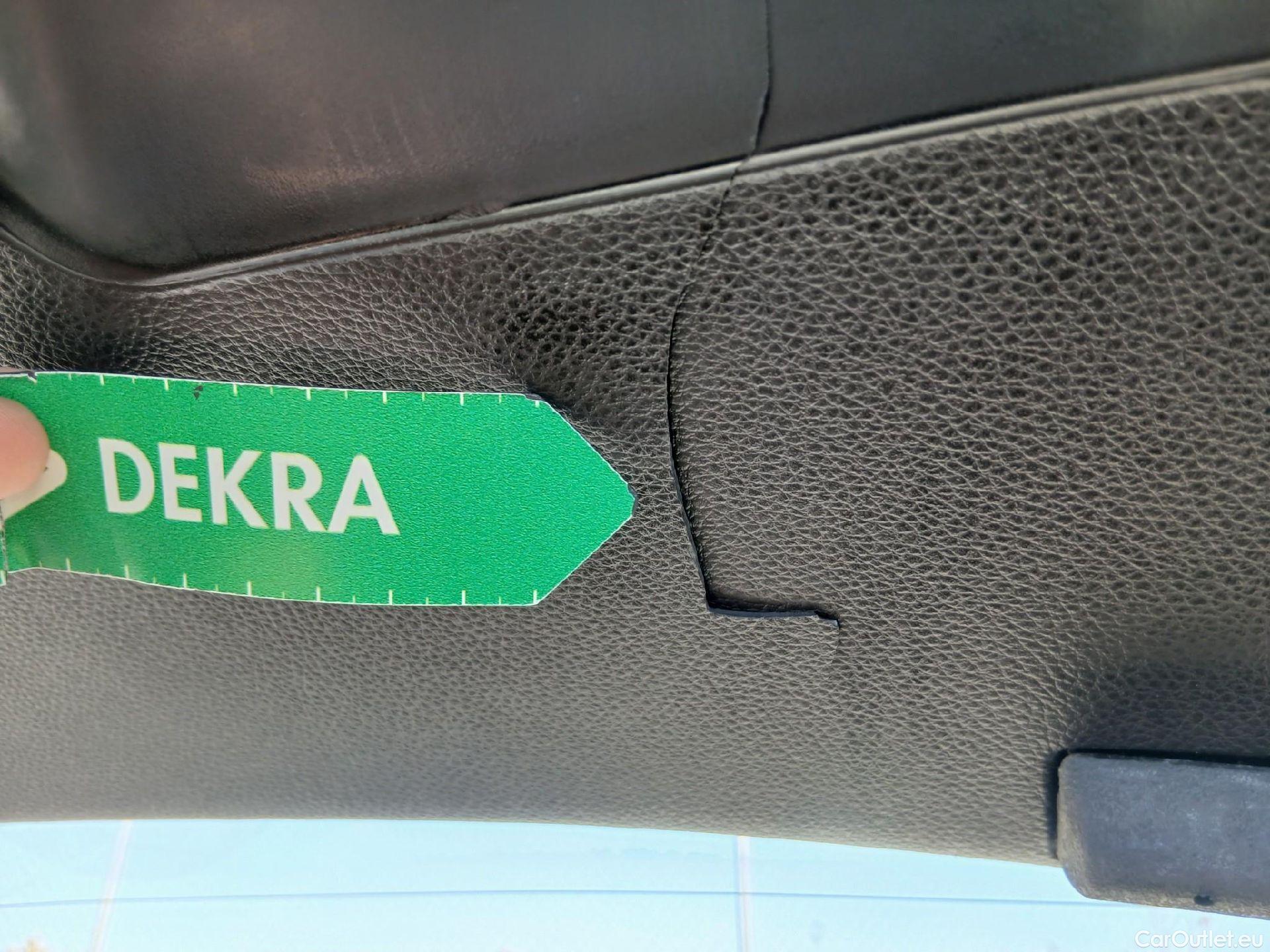  KIA  Rio KIA  / 2020 / 5P / berlina con portón 1.0 T-GDi 74kW (100CV) MHEV iMT Concept #17