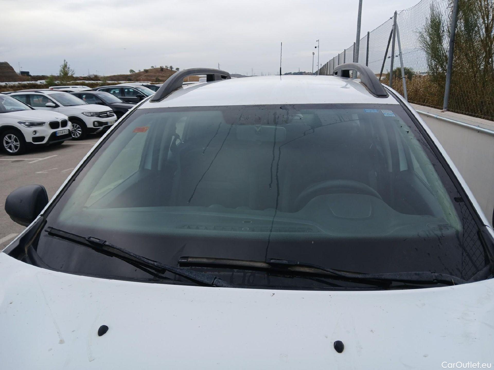  Dacia  Duster DACIA  / 2018 / 5P / todoterreno Essent. Blue dCi 85kW (115CV) 4X2 #11