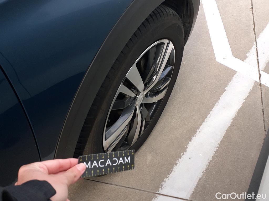  Peugeot  3008 PEUGEOT  / 2020 / 5P / todoterreno 1.5 BlueHDi 96kW (130CV) S&S Allure #1