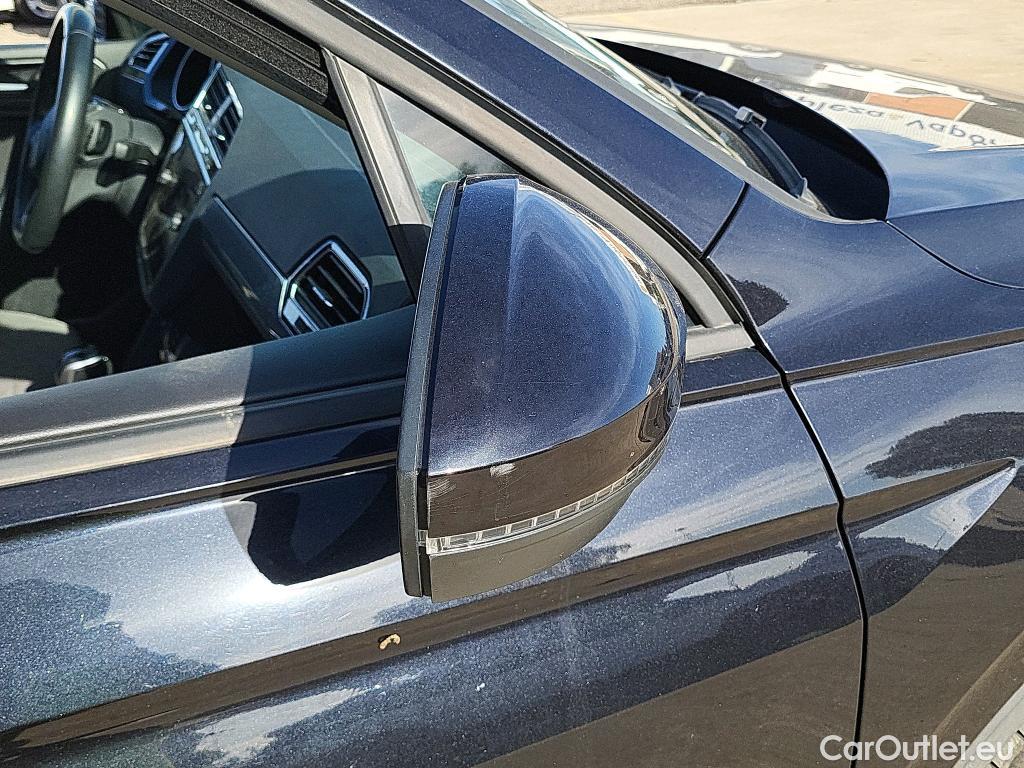  Volkswagen  Tiguan VOLKSWAGEN  / 2020 / 5P / todoterreno Life 2.0 TDI 110kW (150CV) DSG (AC2) #28