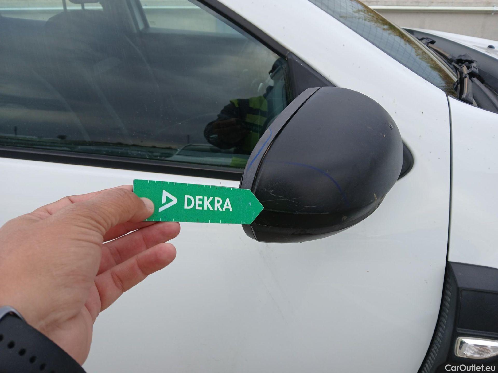  Dacia  Duster DACIA  / 2018 / 5P / todoterreno Essent. Blue dCi 85kW (115CV) 4X2 #35