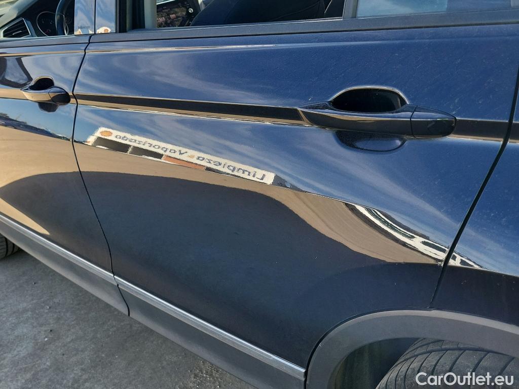  Volkswagen  Tiguan VOLKSWAGEN  / 2020 / 5P / todoterreno Life 2.0 TDI 110kW (150CV) DSG (AC2) #34