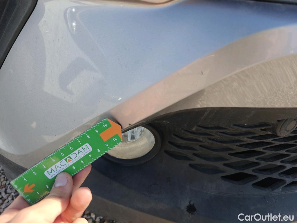  Toyota  C-HR TOYOTA  / 2016 / 5P / todoterreno 1.8 125H Advance (CX) #13