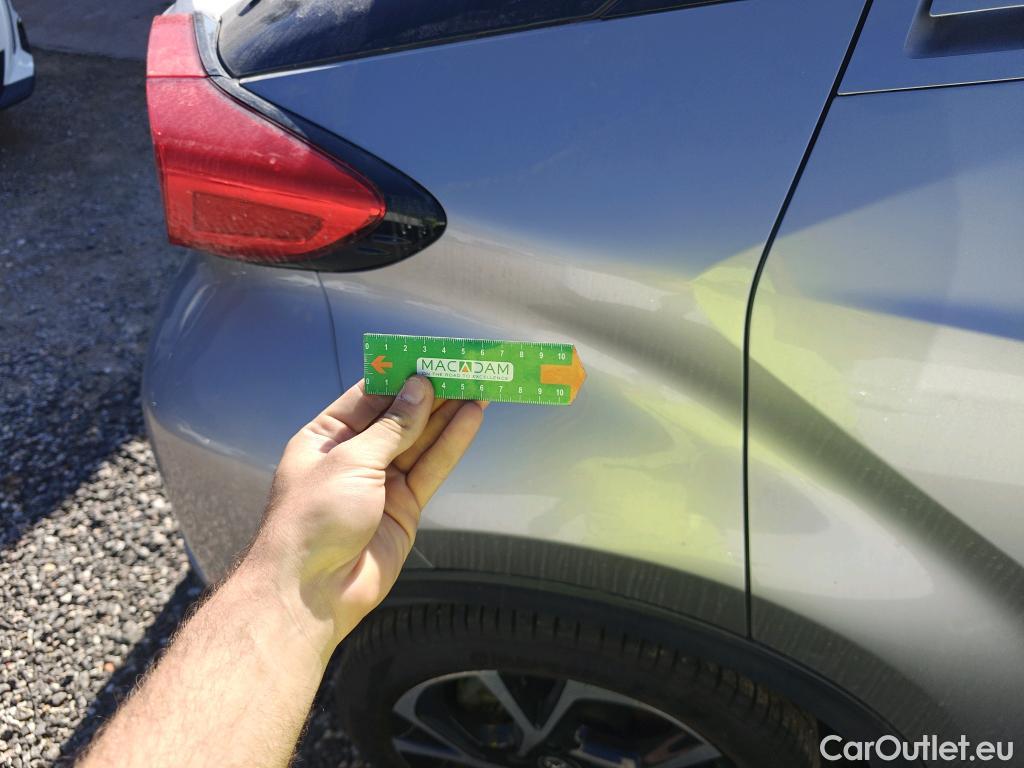  Toyota  C-HR TOYOTA  / 2016 / 5P / todoterreno 1.8 125H Advance (CX) #22