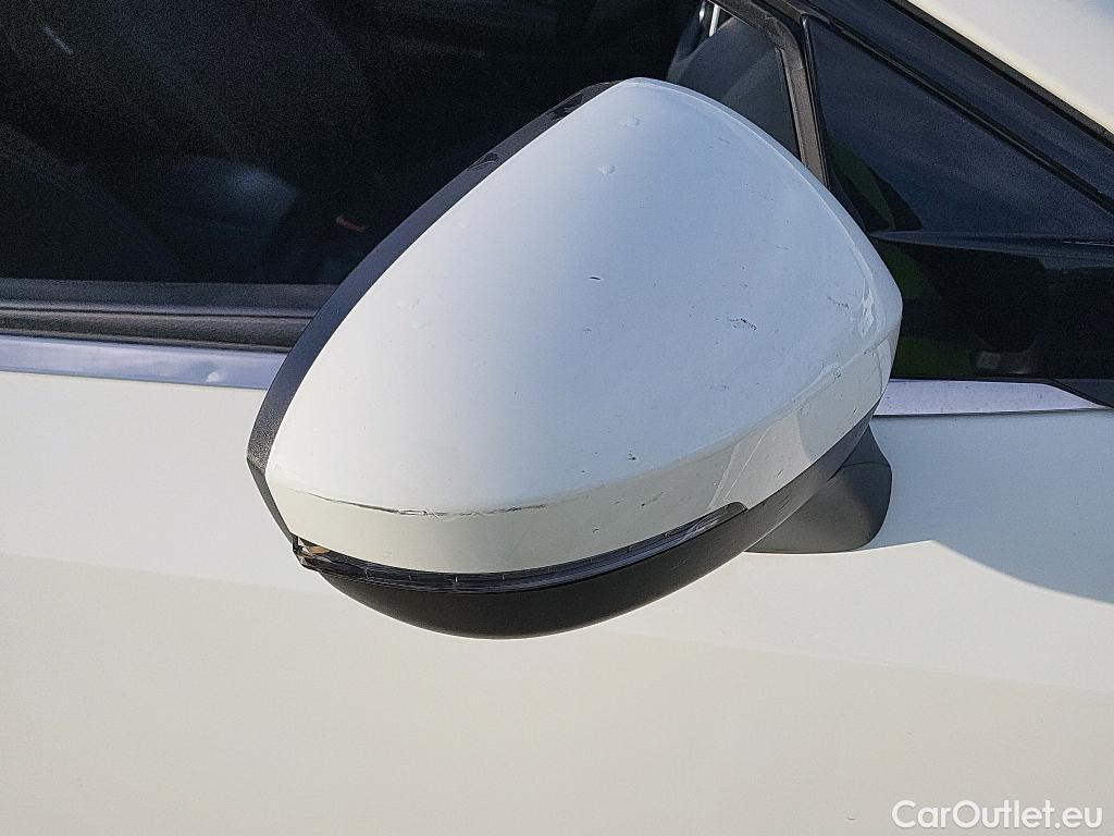  Nissan  Qashqai NISSAN  / 2021 / 5P / todoterreno DIG-T 103kW (140CV) mHEV 4x2 Acenta - FME LISTA DANA #37