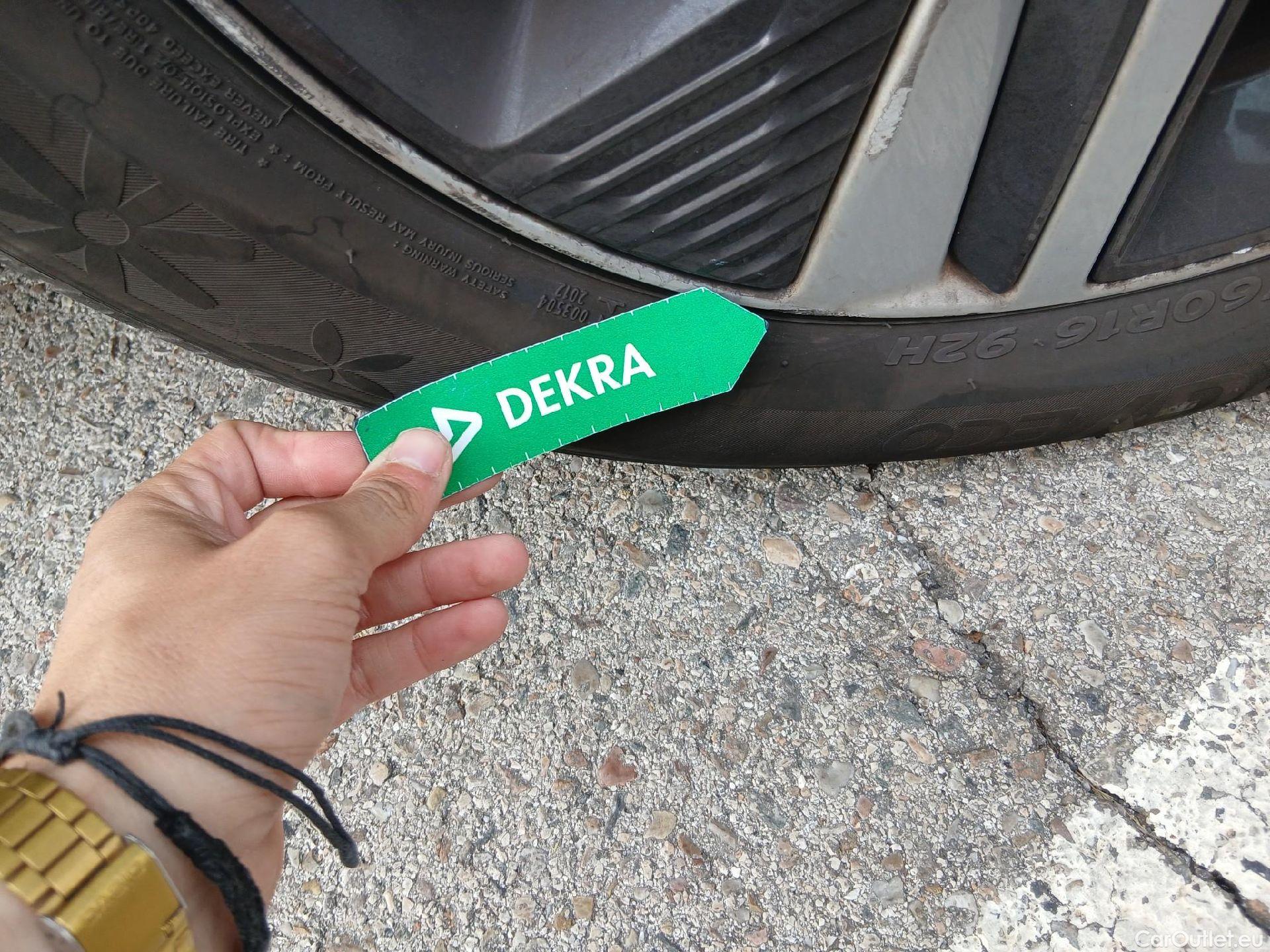  KIA  Niro KIA  1.6 GDi PHEV 104kW (141CV) Drive (AC) #62