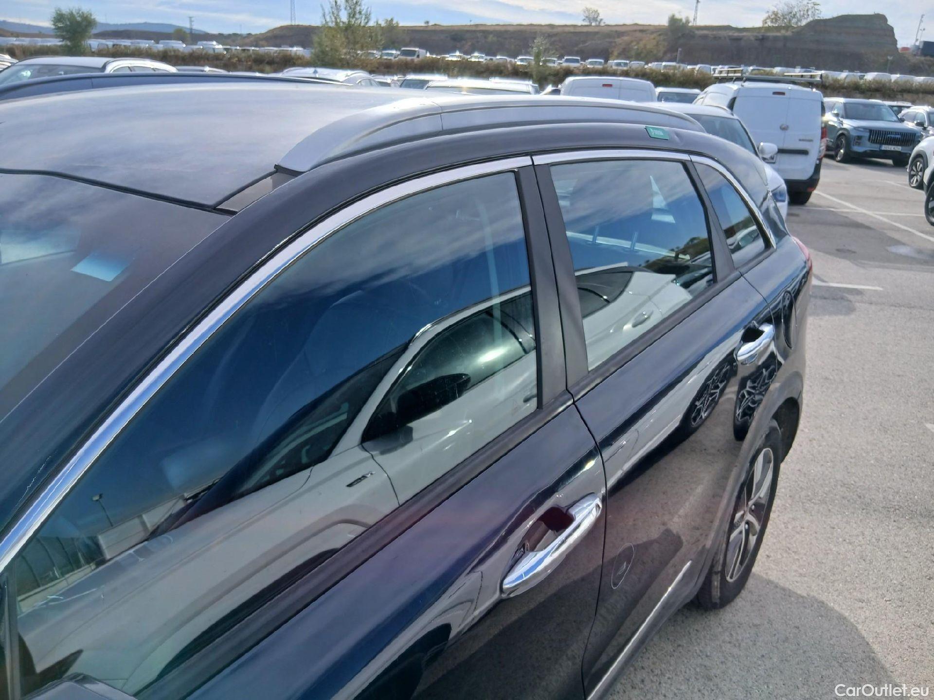  KIA  Niro KIA  1.6 GDi PHEV 104kW (141CV) Drive (AC) #20