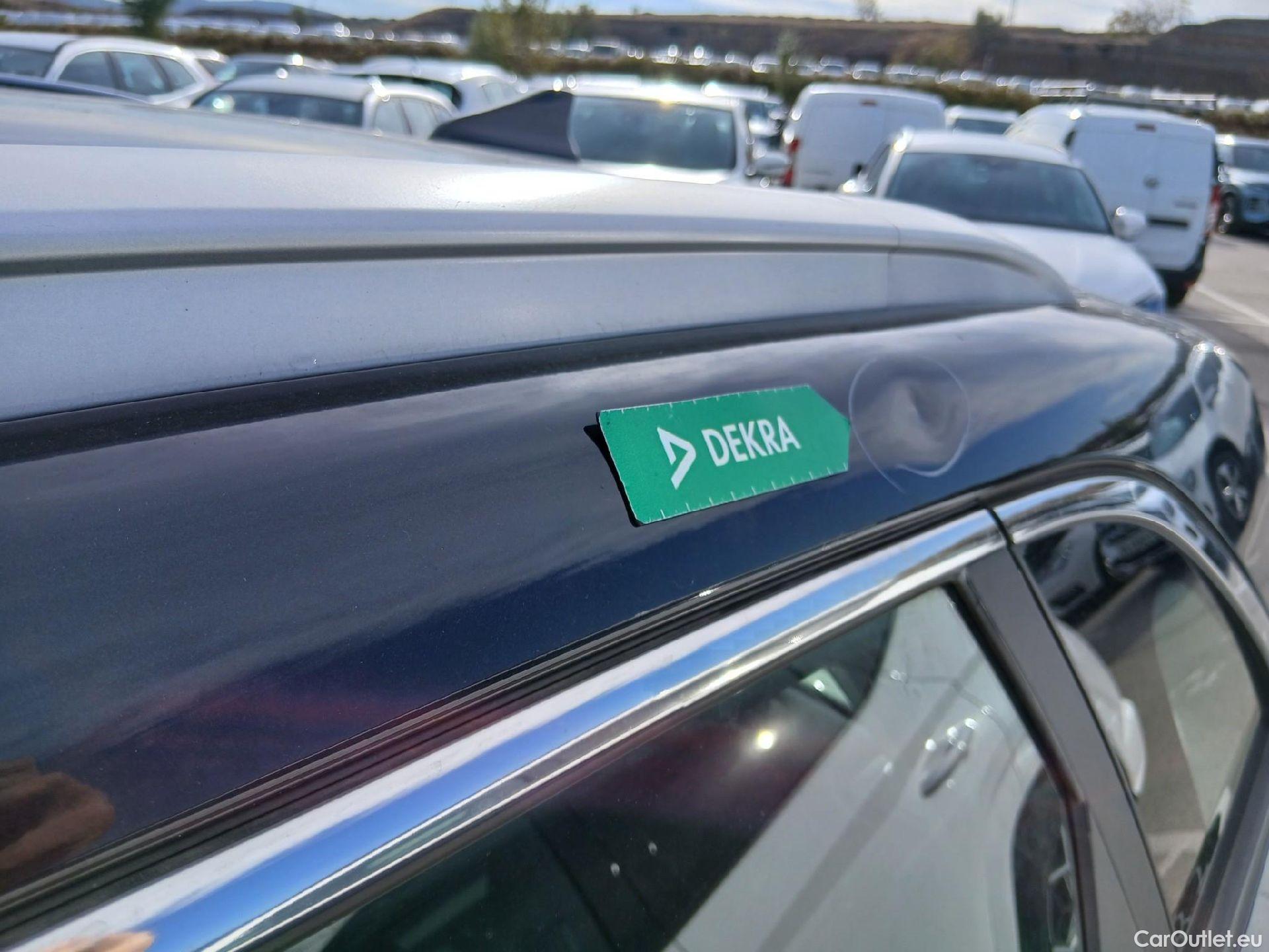  KIA  Niro KIA  1.6 GDi PHEV 104kW (141CV) Drive (AC) #19