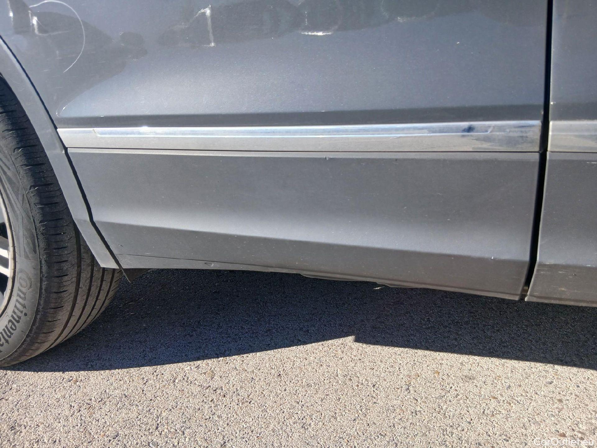  Volkswagen  Tiguan VOLKSWAGEN  / 2020 / 5P / todoterreno Life 2.0 TDI 110kW (150CV) DSG #34