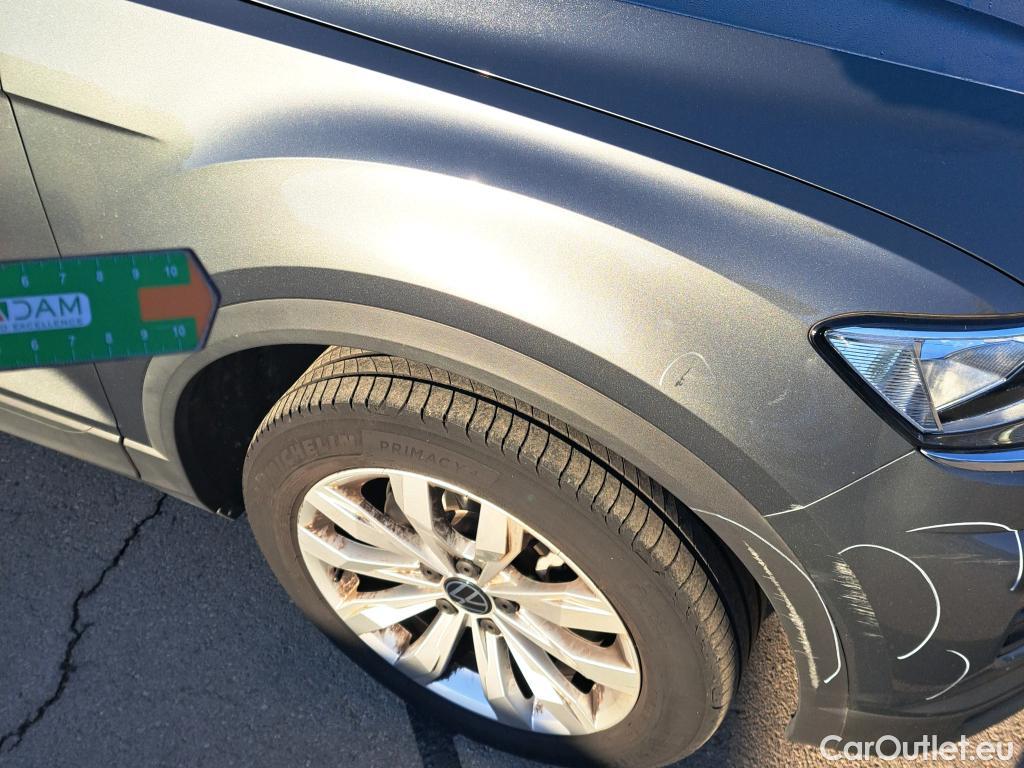  Volkswagen  T-ROC VOLKSWAGEN  / 2017 / 5P / todoterreno Advance 2.0 TDI 110kW (150CV) DSG (AC2) #17