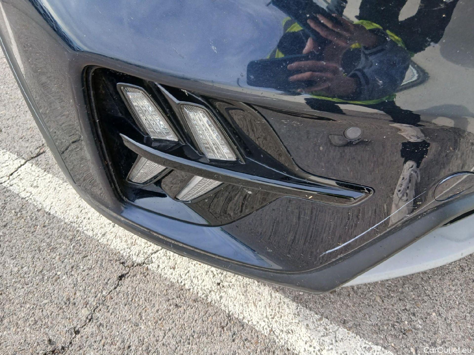  KIA  Niro KIA  1.6 GDi PHEV 104kW (141CV) Drive (AC) #8