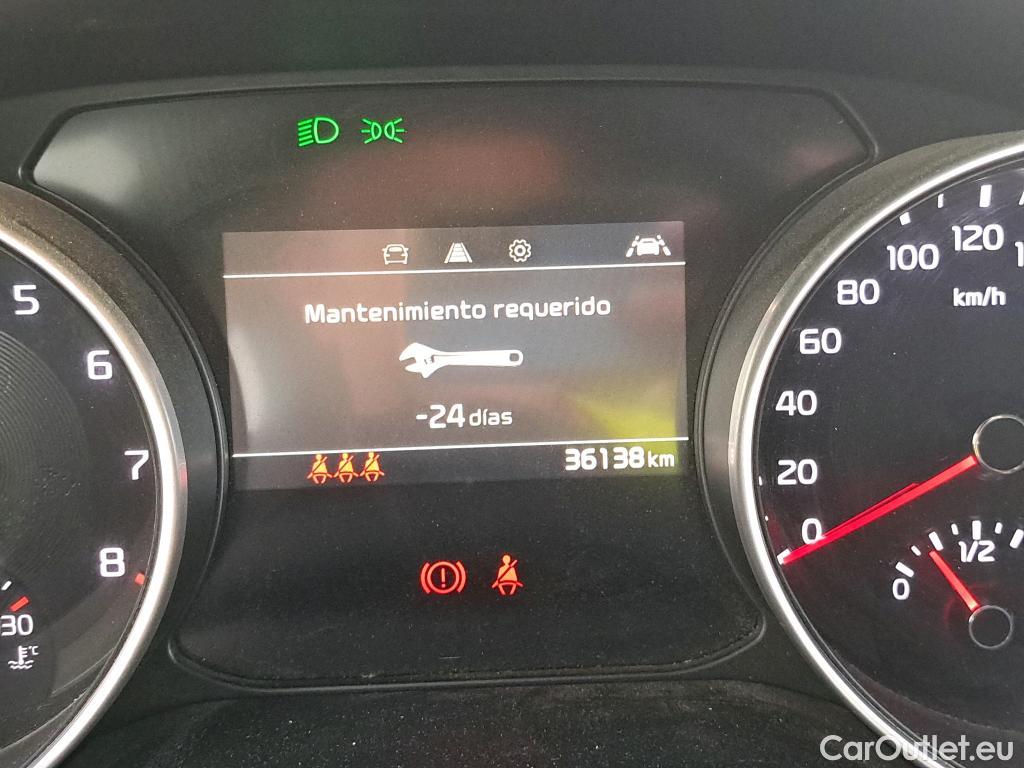  KIA  XCeed KIA  / 2019 / 5P / todoterreno 1.0 T-GDi Drive 88kW (120CV) #25