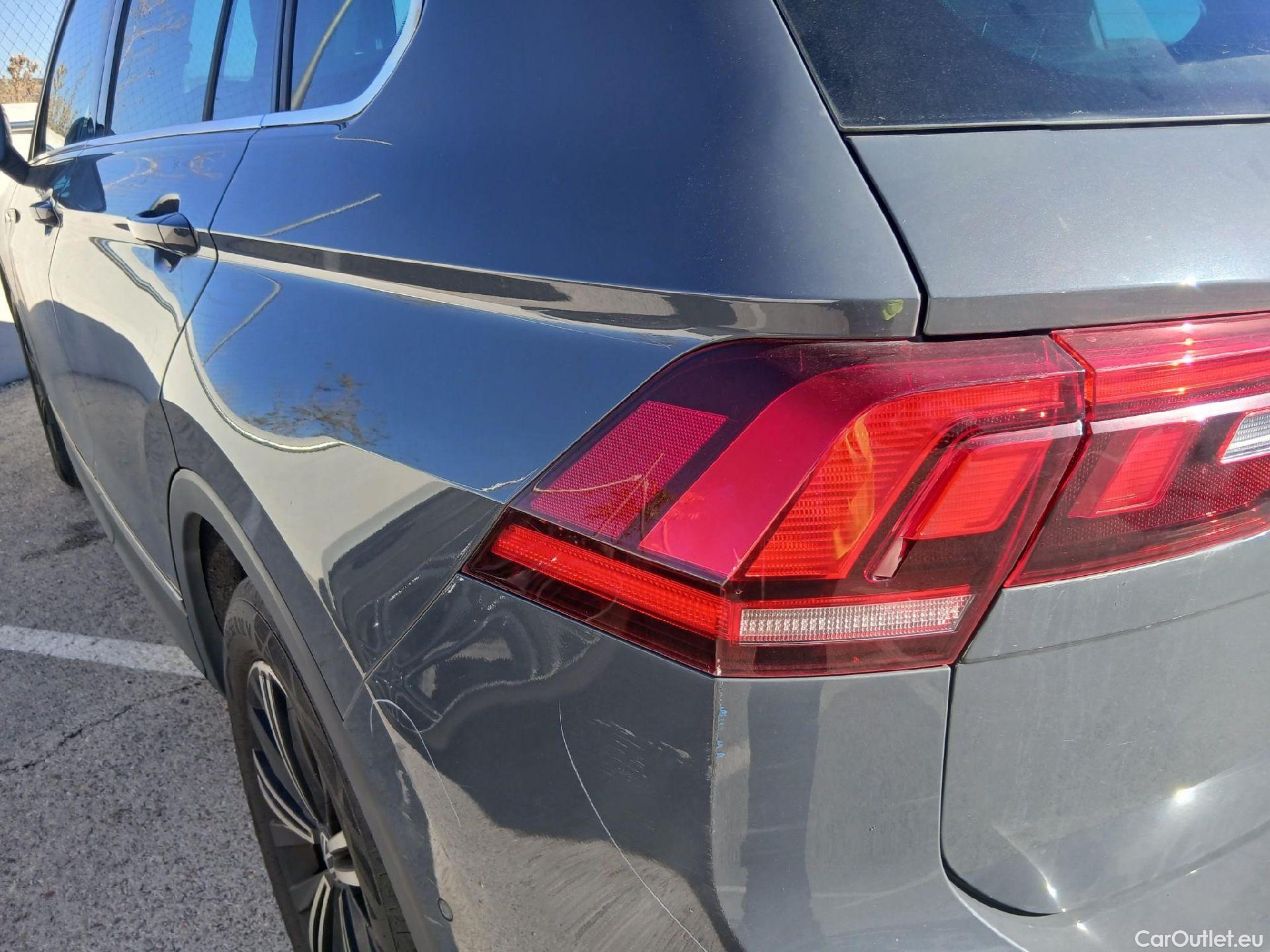  Volkswagen  Tiguan VOLKSWAGEN  / 2020 / 5P / todoterreno Life 2.0 TDI 110kW (150CV) DSG #19