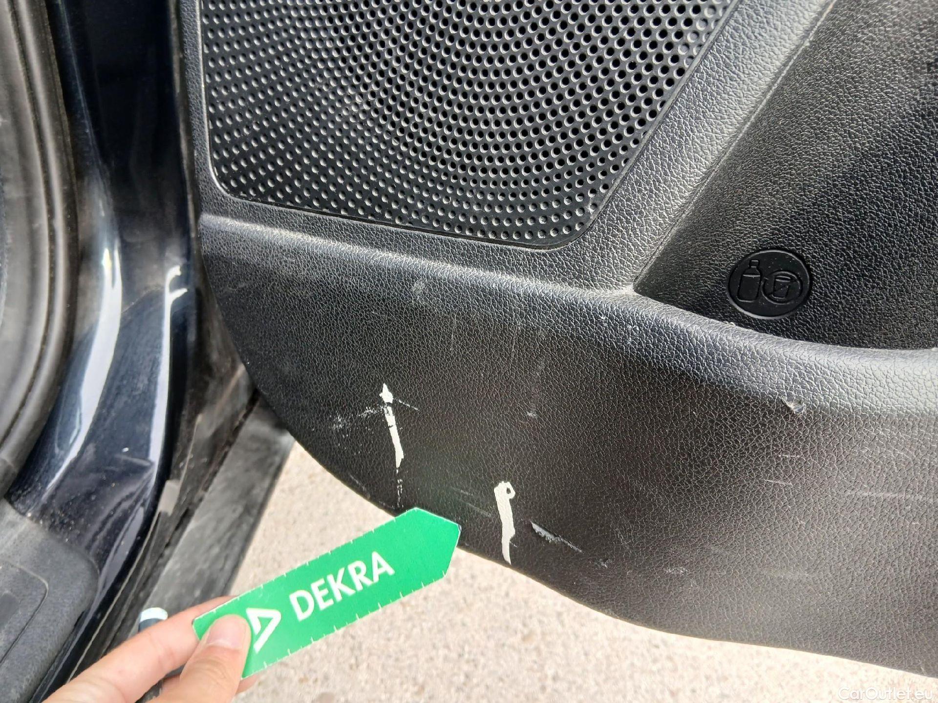  KIA  Niro KIA  1.6 GDi PHEV 104kW (141CV) Drive (AC) #51