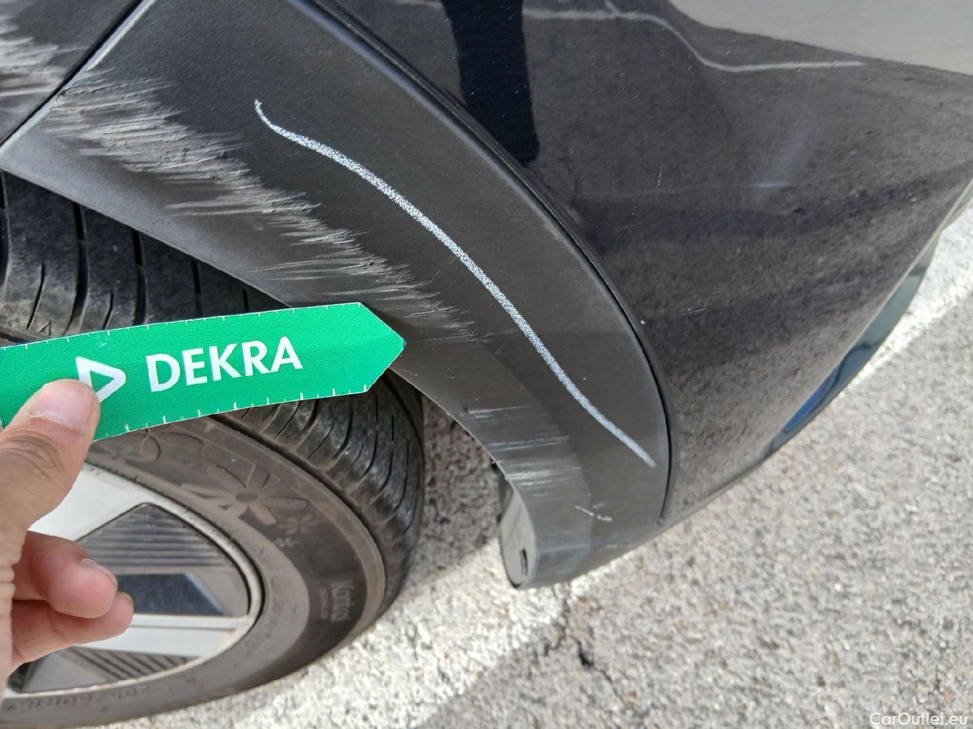  KIA  Niro KIA  1.6 GDi PHEV 104kW (141CV) Drive (AC) #13