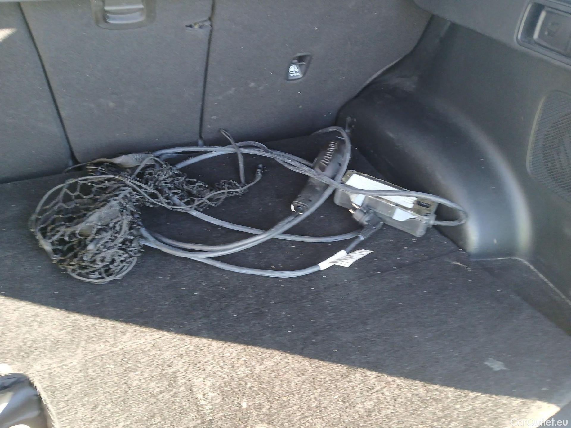  Hyundai  Tucson HYUNDAI  / 2020 / 5P / todoterreno 1.6 TGDI PHEV 195kW Style Auto 4x4 #4