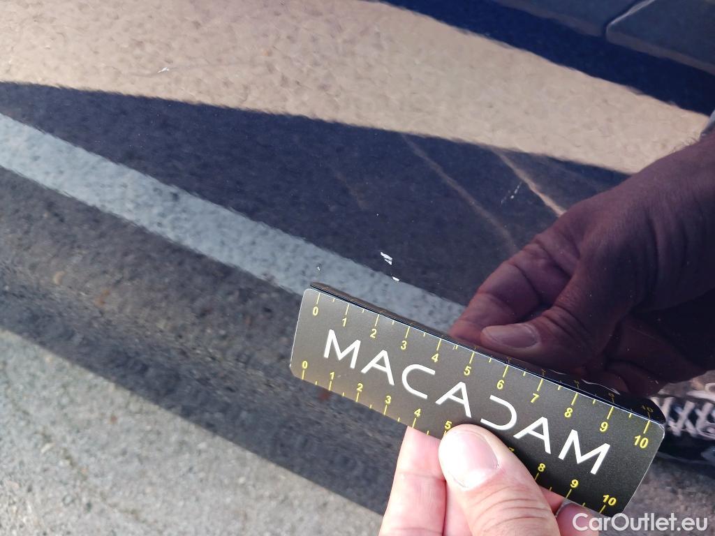  Volkswagen  Golf  VOLKSWAGEN / 2020 / 5P / berlina con portón Life 2.0 TDI 85kW (115CV) #6