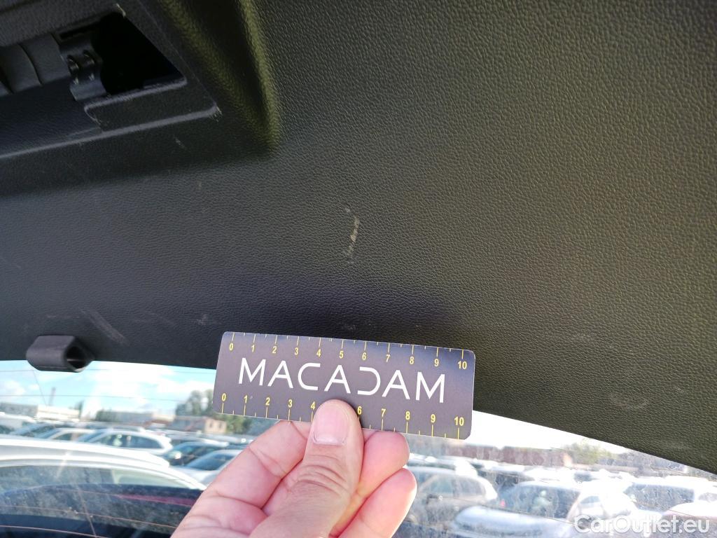  Volkswagen  Golf  VOLKSWAGEN / 2020 / 5P / berlina con portón Life 2.0 TDI 85kW (115CV) #15