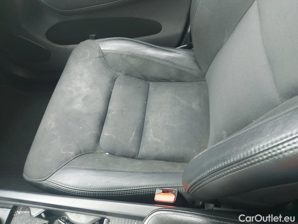  Volvo  XC60 VOLVO  / 2017 / 5P / todoterreno 2.0 T8 AWD Business Plus Auto #18