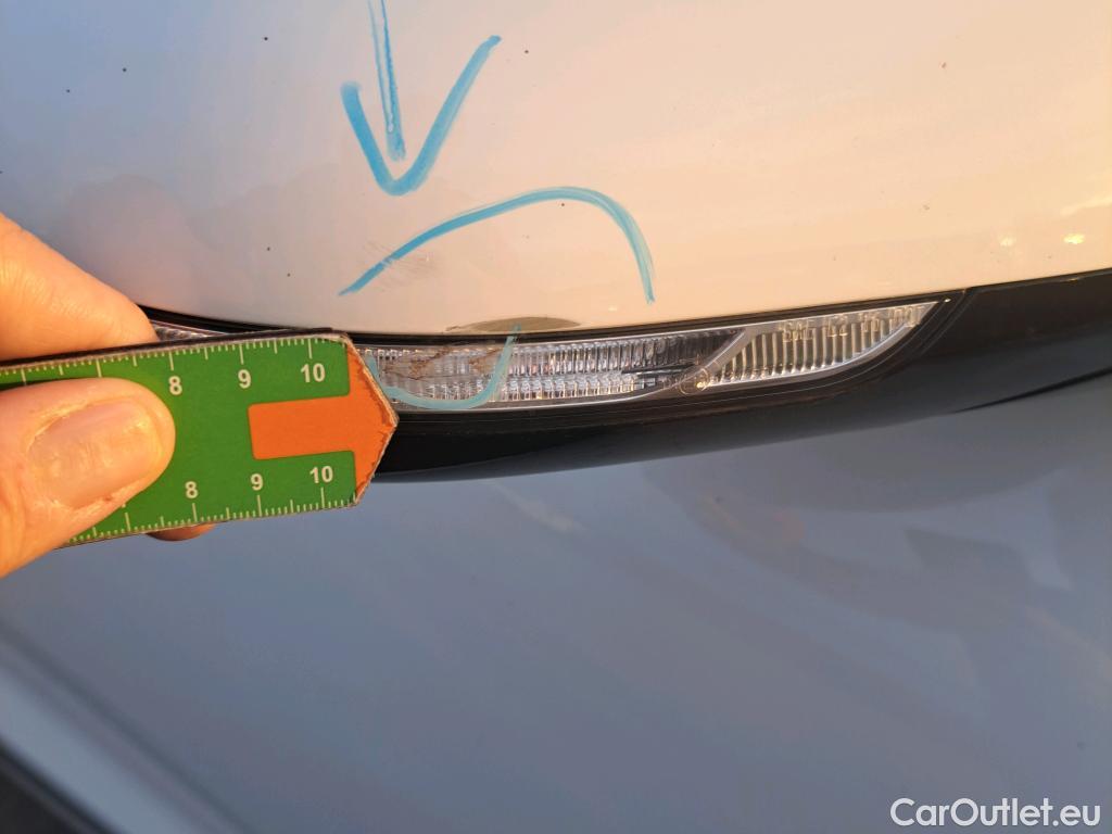  KIA  Niro KIA  / 2019 / 5P / crossover 1.6 GDi PHEV 104kW (141CV) Drive #29