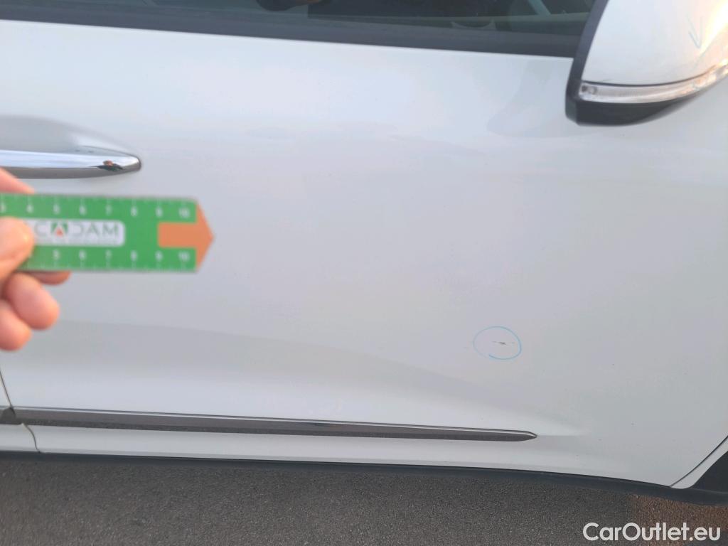  KIA  Niro KIA  / 2019 / 5P / crossover 1.6 GDi PHEV 104kW (141CV) Drive #24