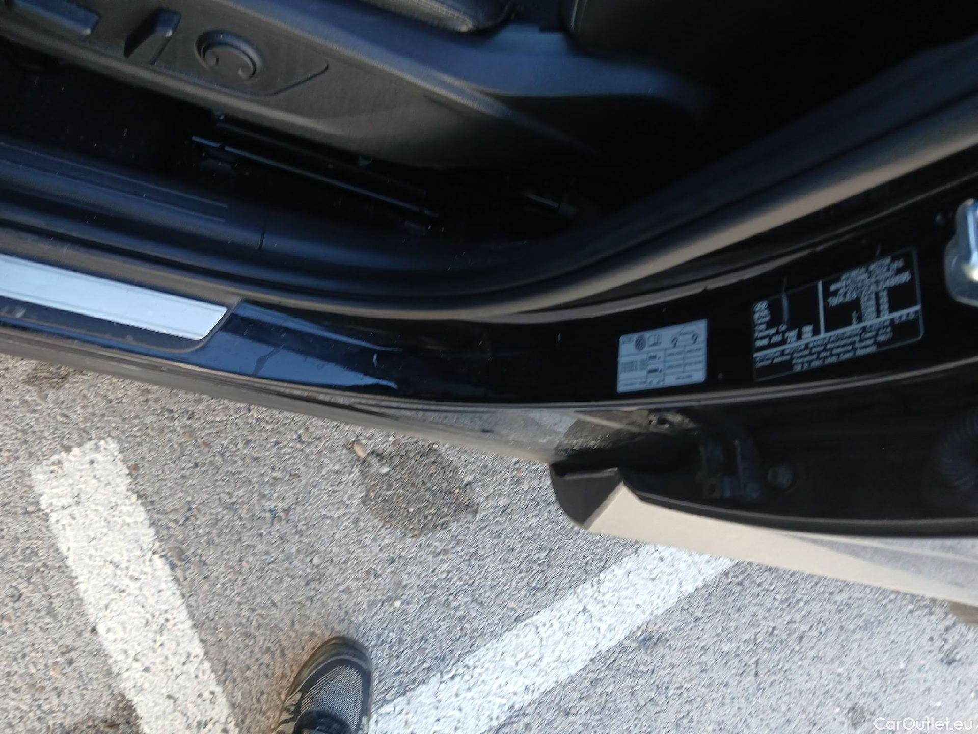  Hyundai  Tucson HYUNDAI  / 2020 / 5P / todoterreno 1.6 TGDI PHEV 195kW Style Auto 4x4 #3