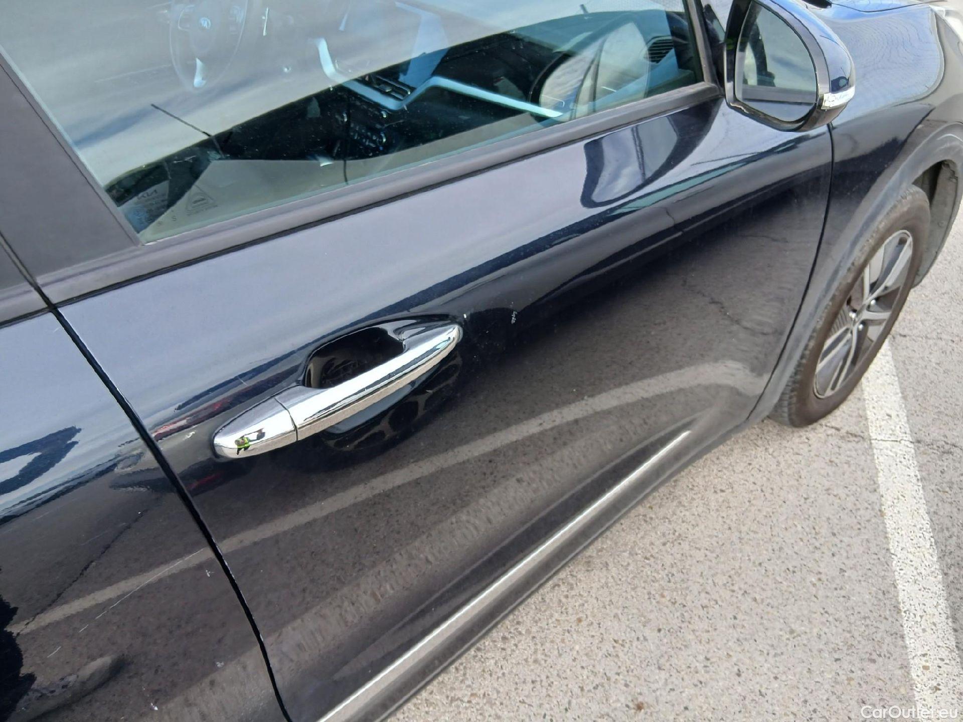  KIA  Niro KIA  1.6 GDi PHEV 104kW (141CV) Drive (AC) #55