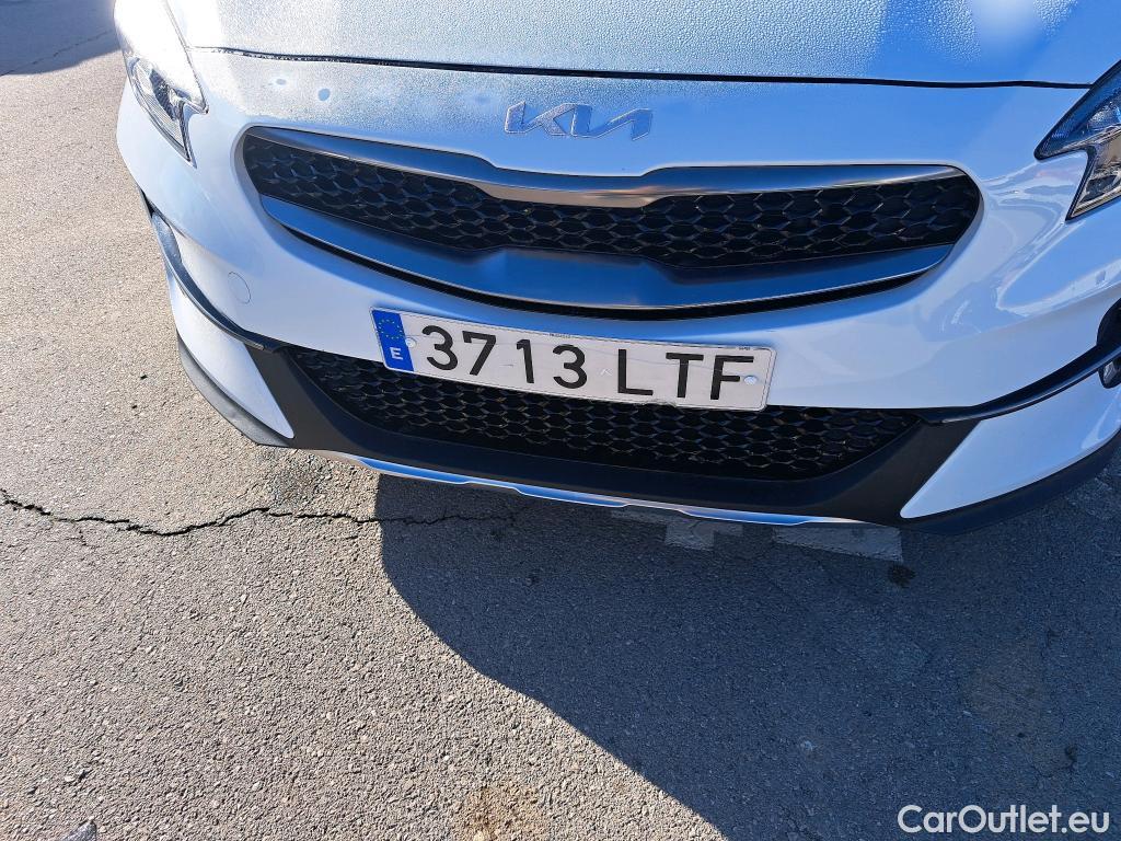  KIA  XCeed KIA  / 2019 / 5P / todoterreno 1.0 T-GDi Drive 88kW (120CV) #21