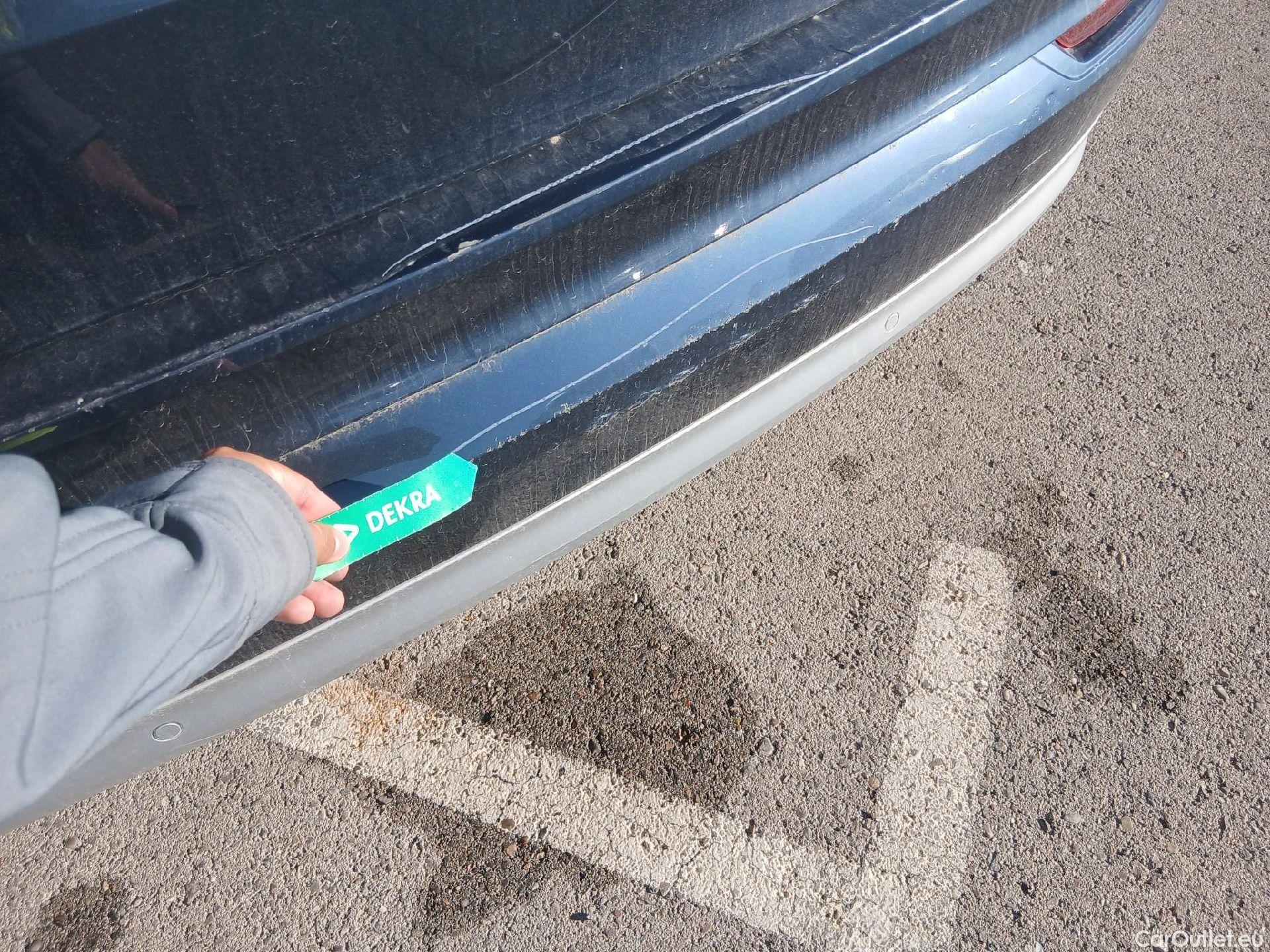  Volvo  XC90 VOLVO  / 2019 / 5P / todoterreno 2.0 B5 D AWD Momentum Pro Auto #17