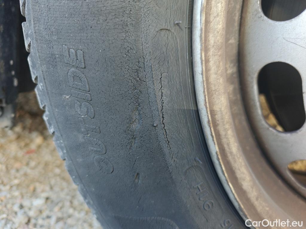  Peugeot  Partner PEUGEOT  VU 4p 2G furgón derivado de Furgón Confort PackL2 BlueHDi 73KW (100) #37