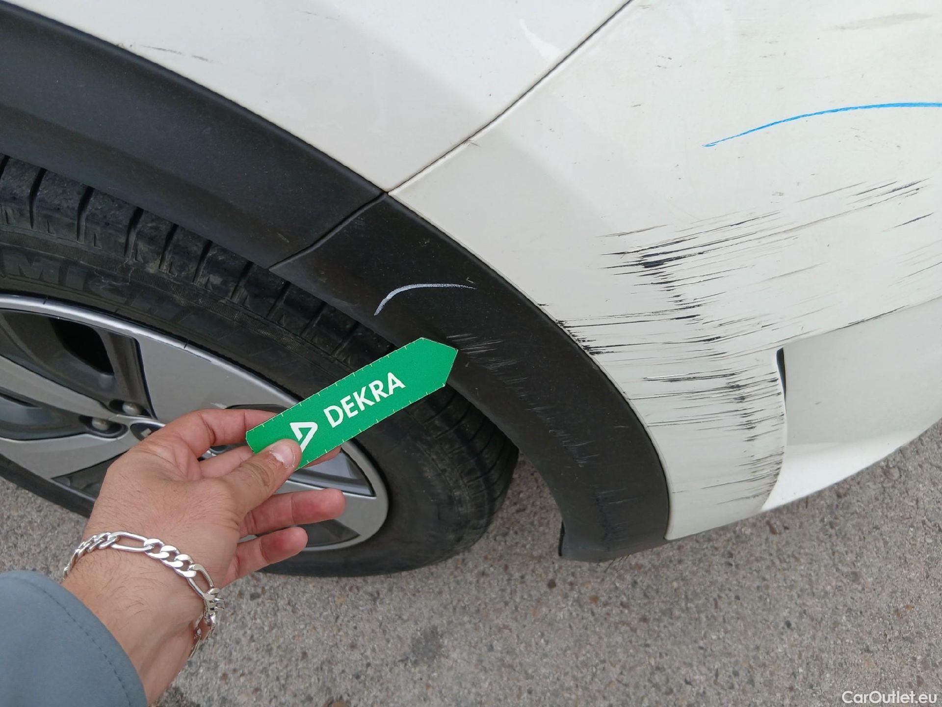  KIA  Niro KIA  Hïbrido Enchufable / 2016 / 5P / crossover 1.6 GDi Híbrido Enchufable 104kW Drive #4