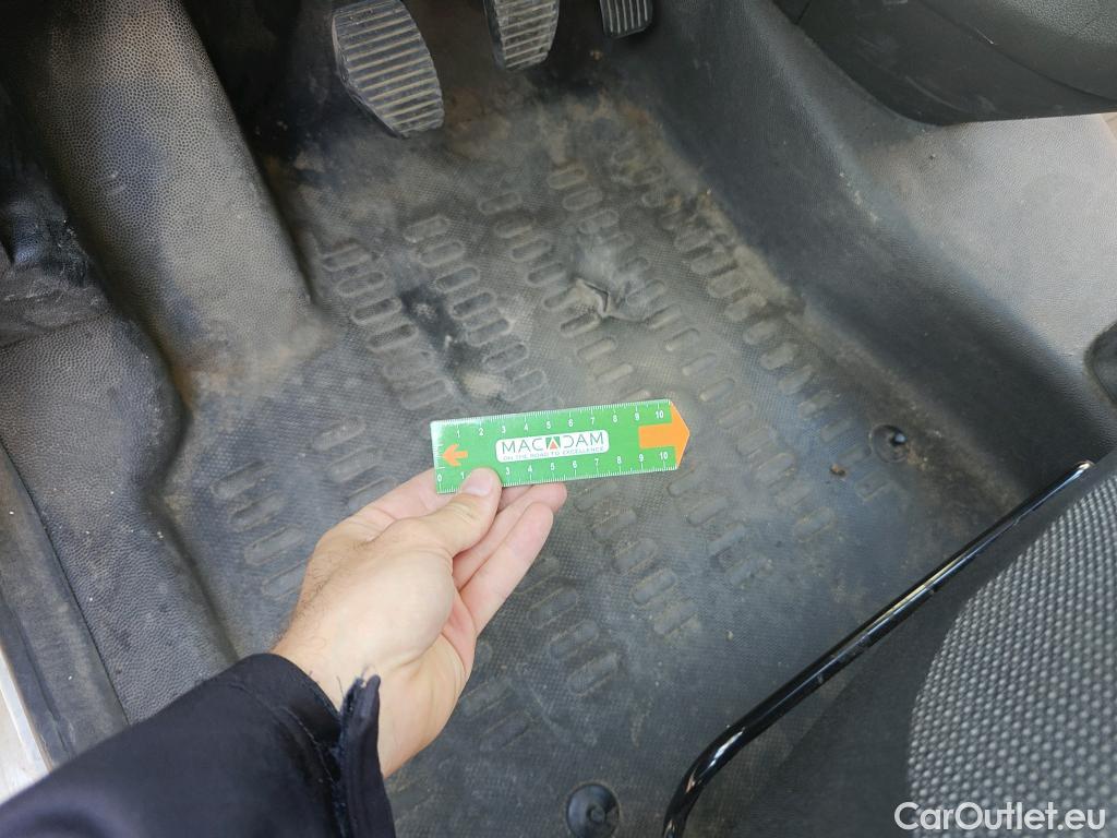  Peugeot  Partner PEUGEOT  VU 4p 2G furgón derivado de Furgón Confort PackL2 BlueHDi 73KW (100) #31