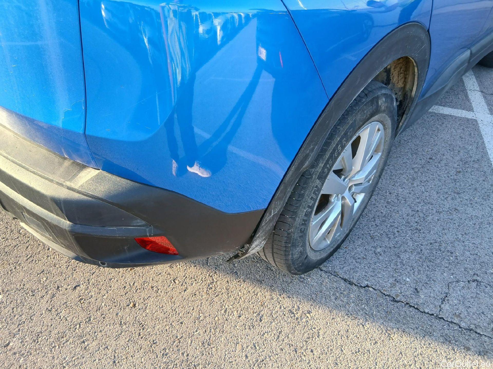  Peugeot  3008 PEUGEOT  / 2020 / 5P / todoterreno 1.2 PureTech 96KW S&S Active Pack EAT8 #23