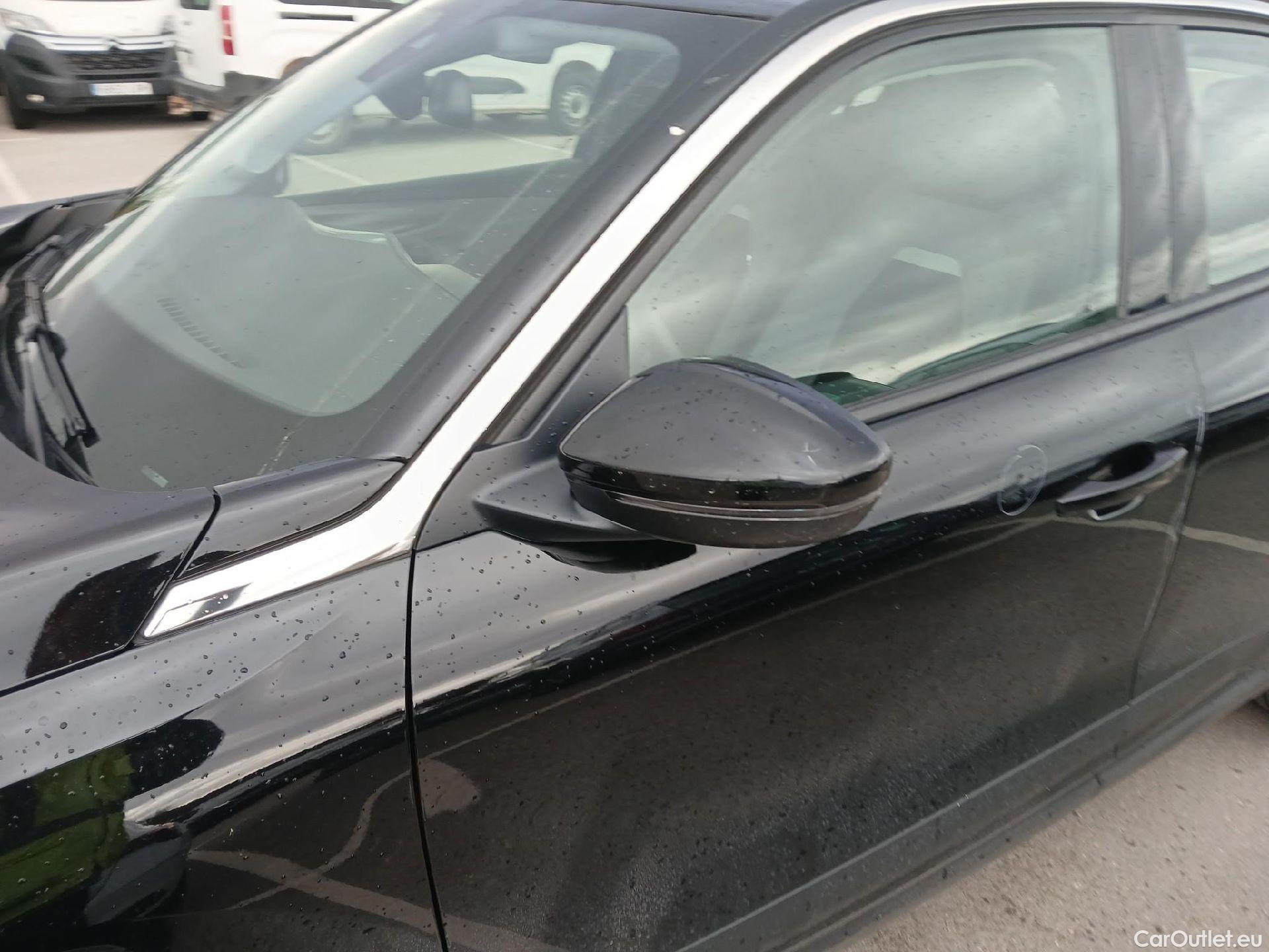  Opel  Mokka OPEL  / 2020 / 5P / todoterreno 1.2 T 96kW (130 CV) Business Elegance #16