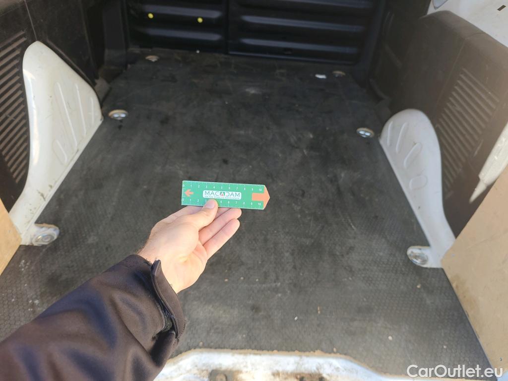  Peugeot  Partner PEUGEOT  VU 4p 2G furgón derivado de Furgón Confort PackL2 BlueHDi 73KW (100) #59