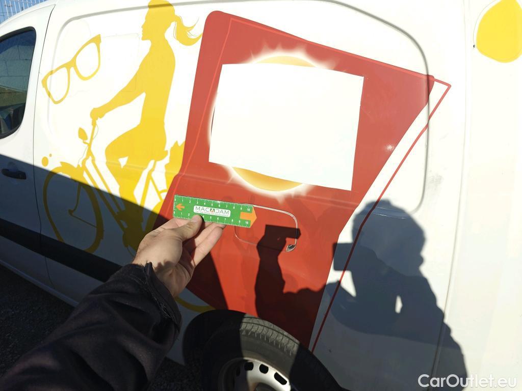  Peugeot  Partner PEUGEOT  VU 4p 2G furgón derivado de Furgón Confort PackL2 BlueHDi 73KW (100) #4