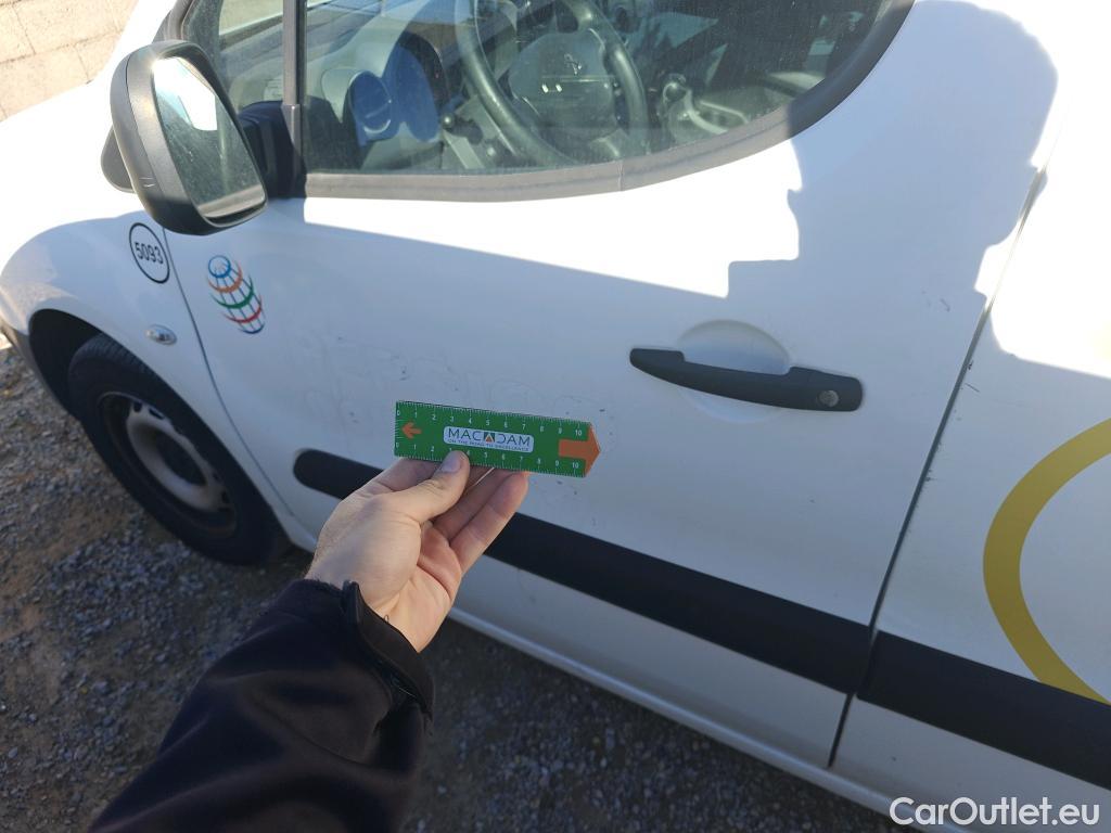  Peugeot  Partner PEUGEOT  VU 4p 2G furgón derivado de Furgón Confort PackL2 BlueHDi 73KW (100) #24