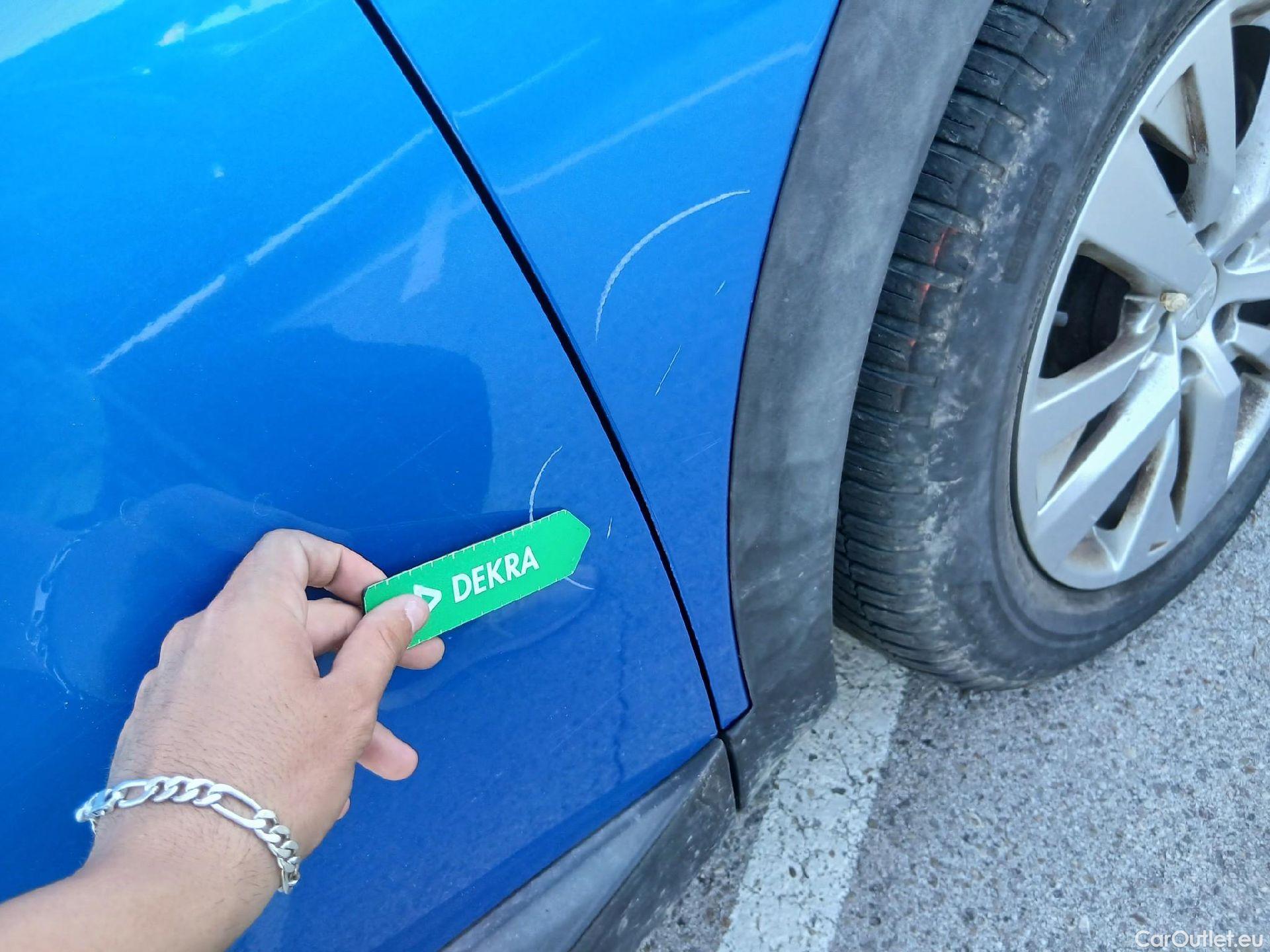  Peugeot  3008 PEUGEOT  / 2020 / 5P / todoterreno 1.2 PureTech 96KW S&S Active Pack EAT8 #26