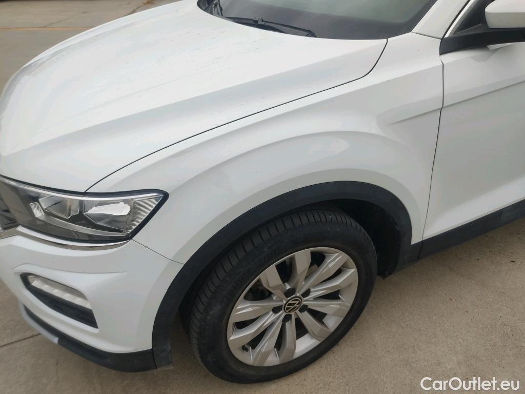  Volkswagen  T-ROC VOLKSWAGEN  / 2017 / 5P / todoterreno Advance 2.0 TDI 85kW (115CV) #18